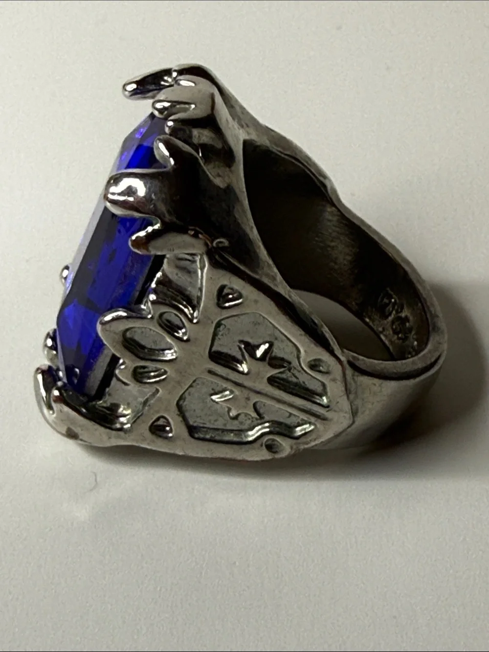 Untested  Ring goth Deep Blue Emerald-Cut  glass Stone statement Vice Ciel anime